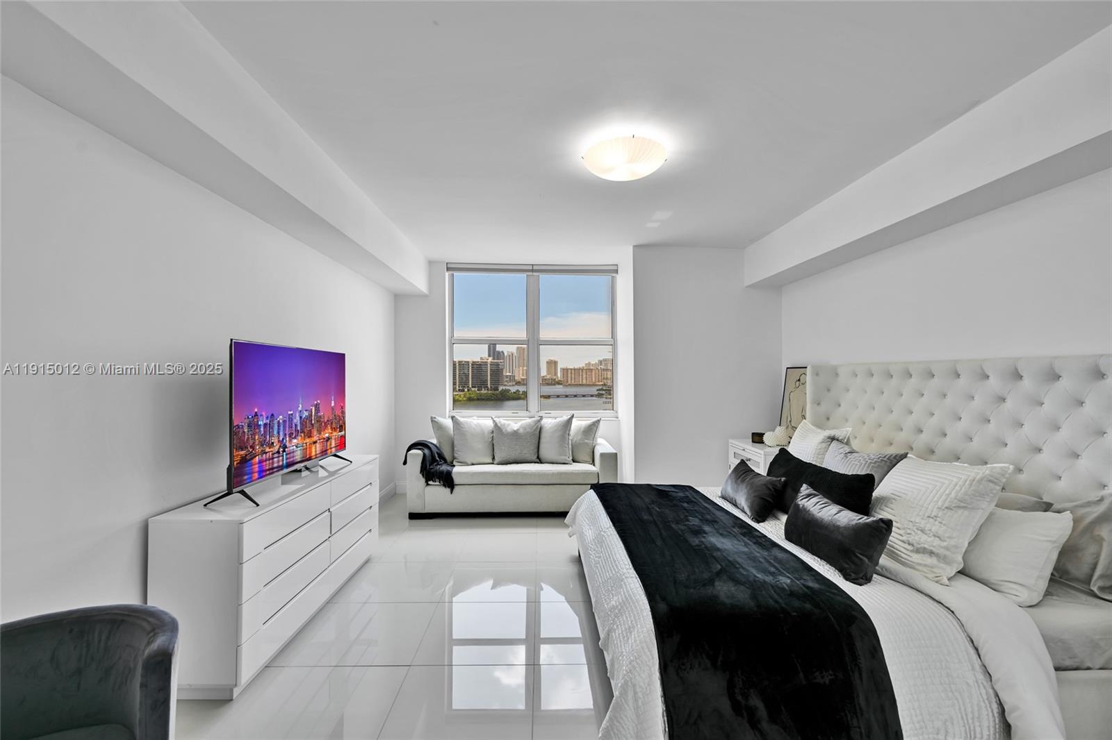 image Aventura Marina 211