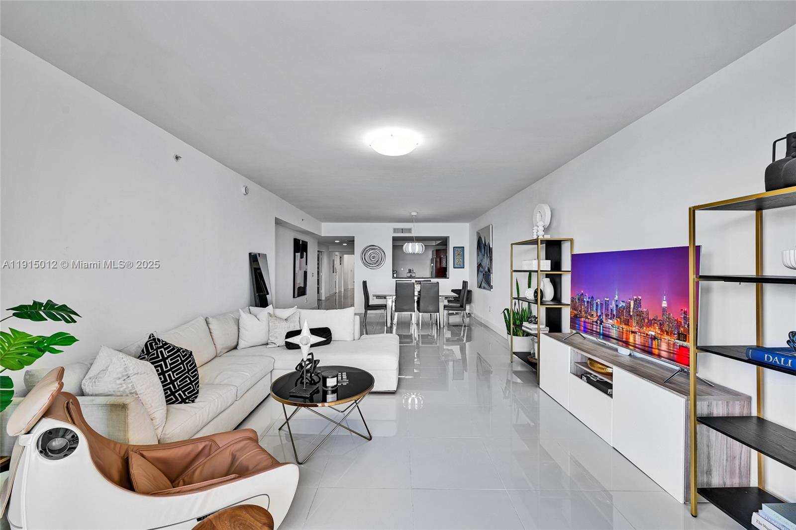 image Aventura Marina 25