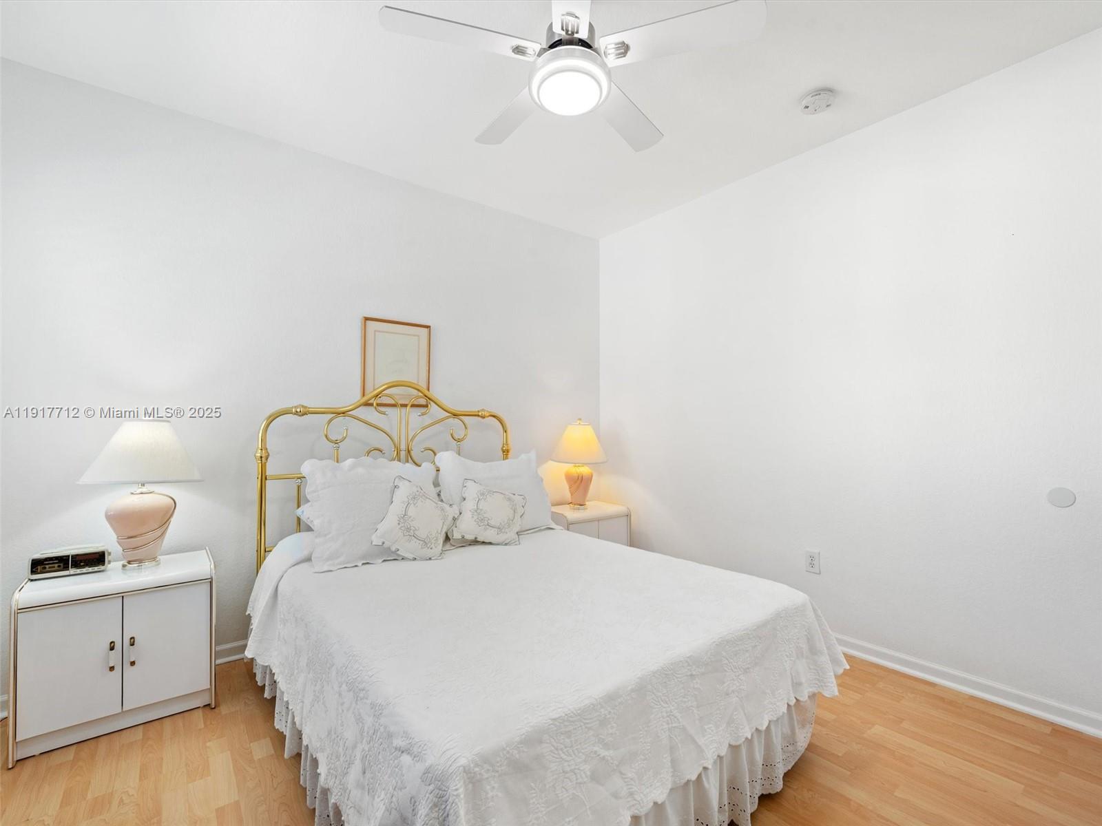 733 NW 170th Ter Pembroke Pines, FL 33028