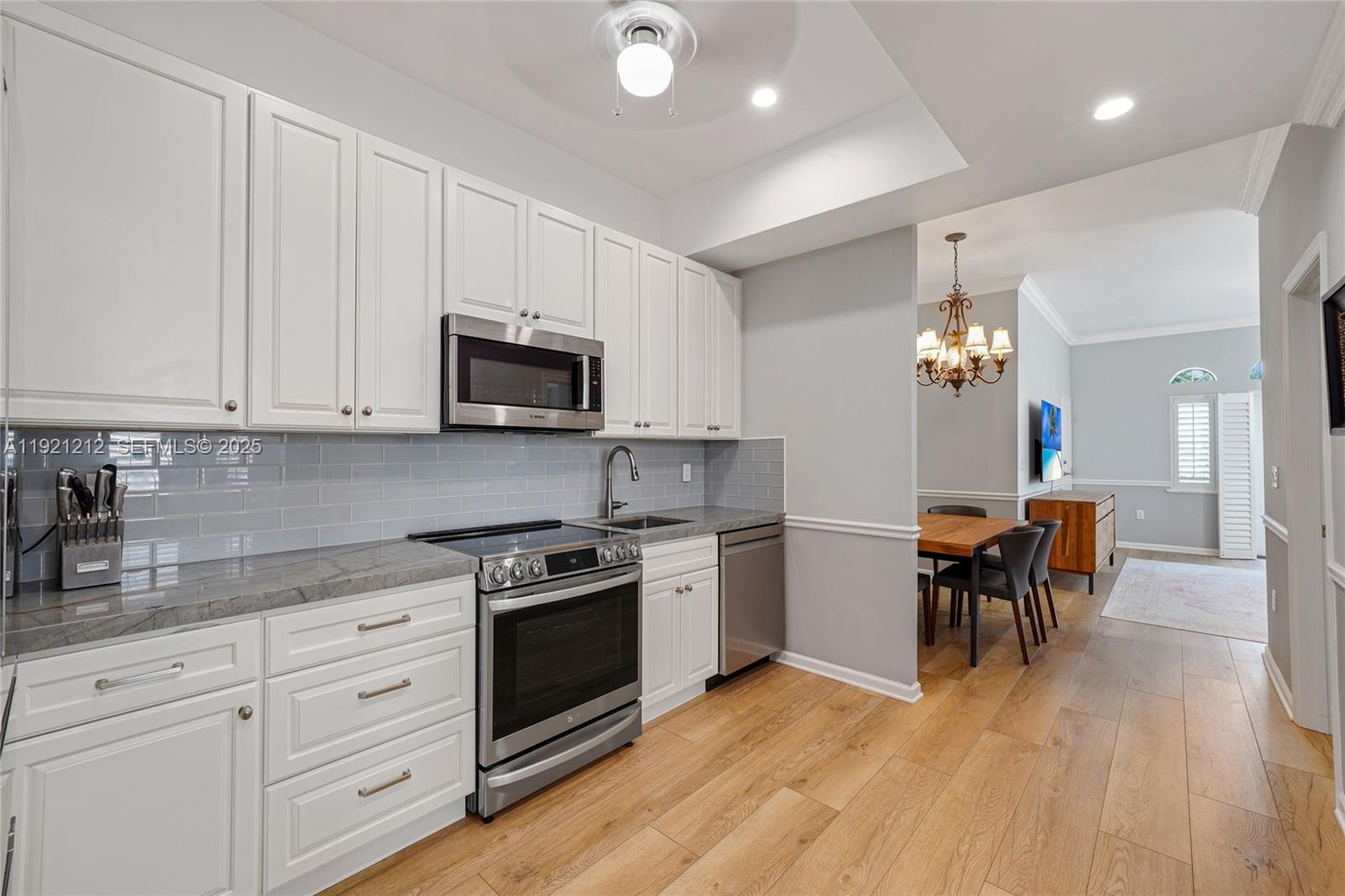 2870 Pine Tree Dr #3 Miami Beach, FL 33140