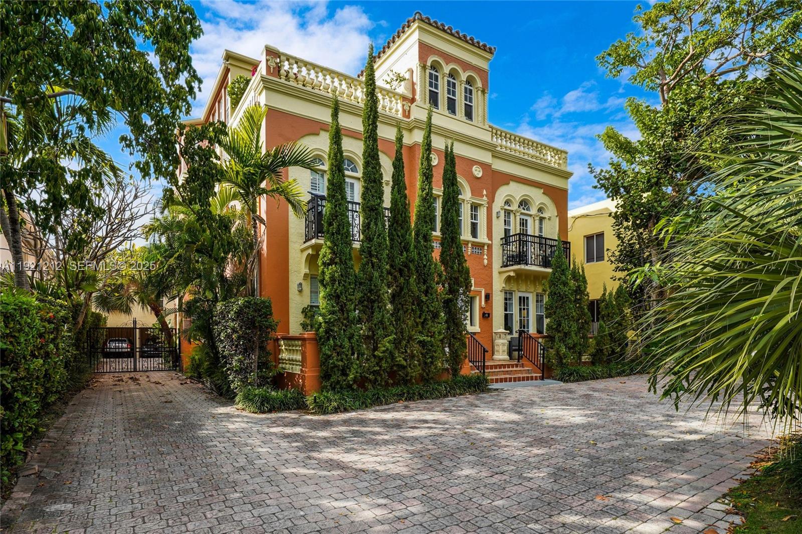 2870 Pine Tree Dr #3 Miami Beach, FL 33140