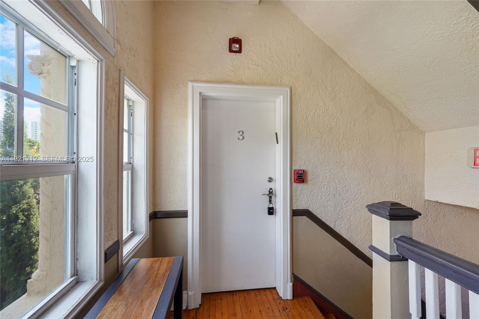 2870 Pine Tree Dr #3 Miami Beach, FL 33140