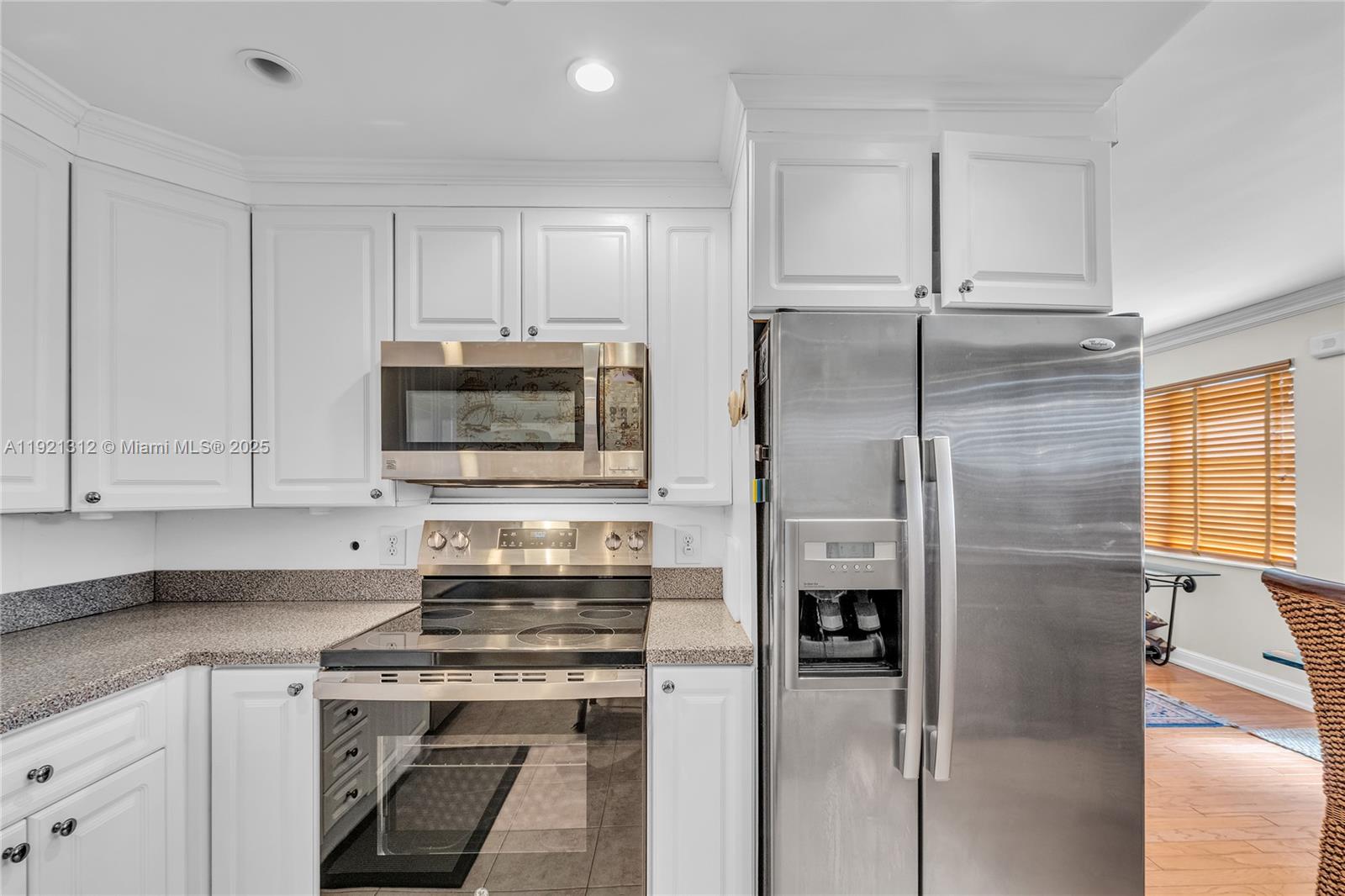 2029 Farnham O #2029