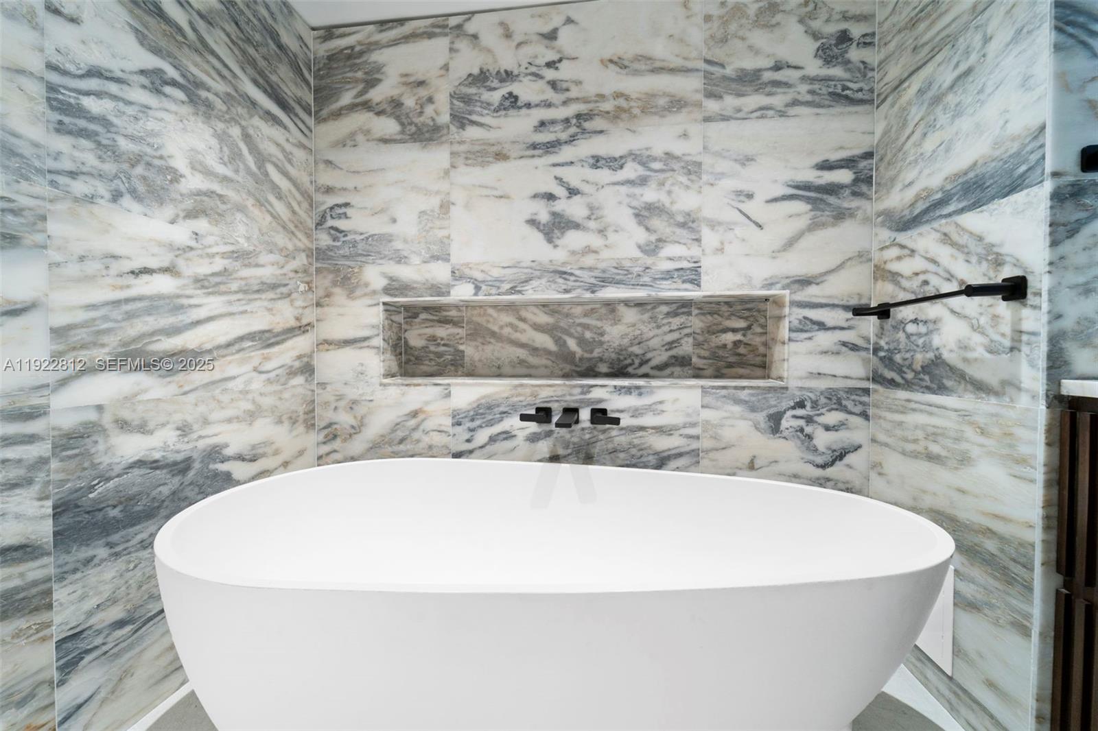 2127 Brickell Ave #3005 Miami, FL 33129