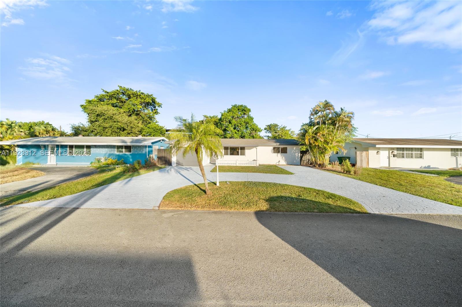 Undisclosed Address Pembroke Pines, FL 33024