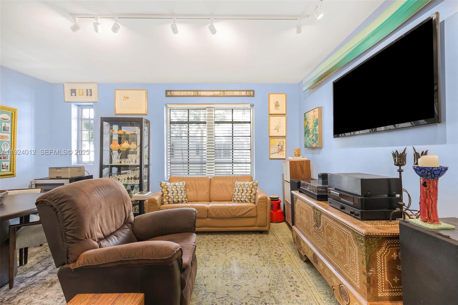 435 21st St #316 Miami Beach, FL 33139