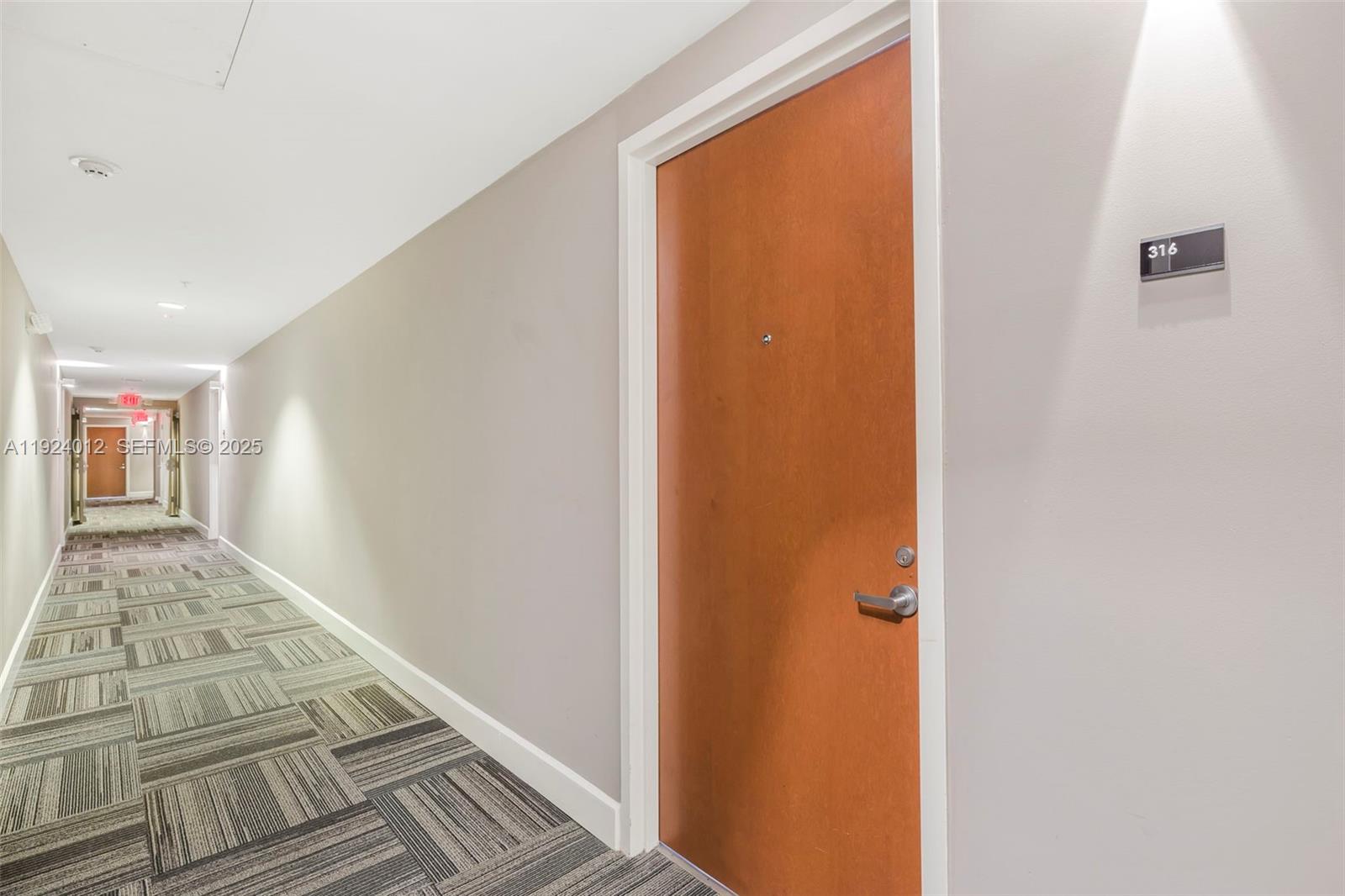 435 21st St #316 Miami Beach, FL 33139