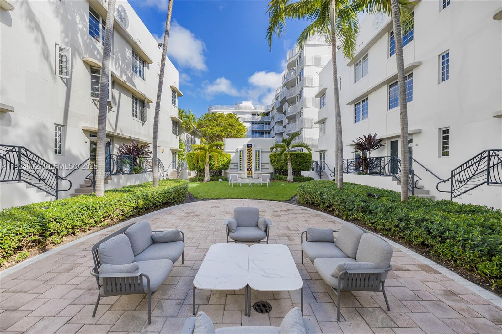 435 21st St #316 Miami Beach, FL 33139