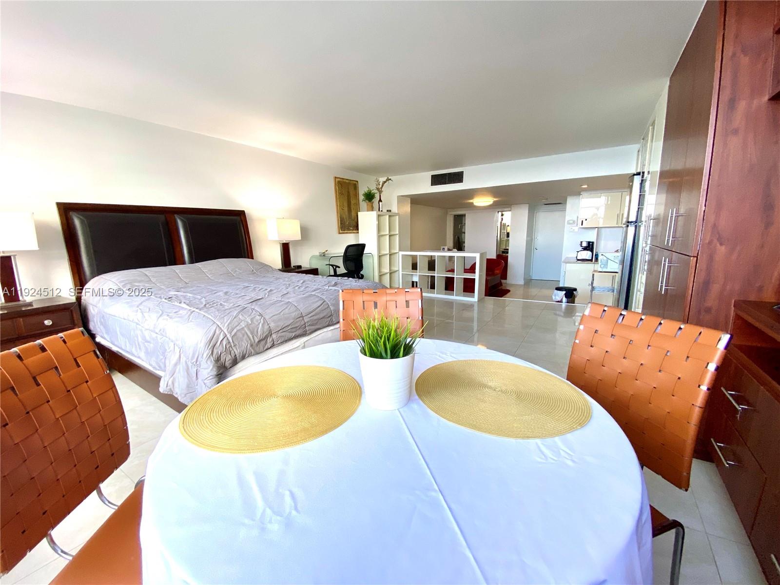 825 Brickell Bay Dr #343 Miami, FL 33131