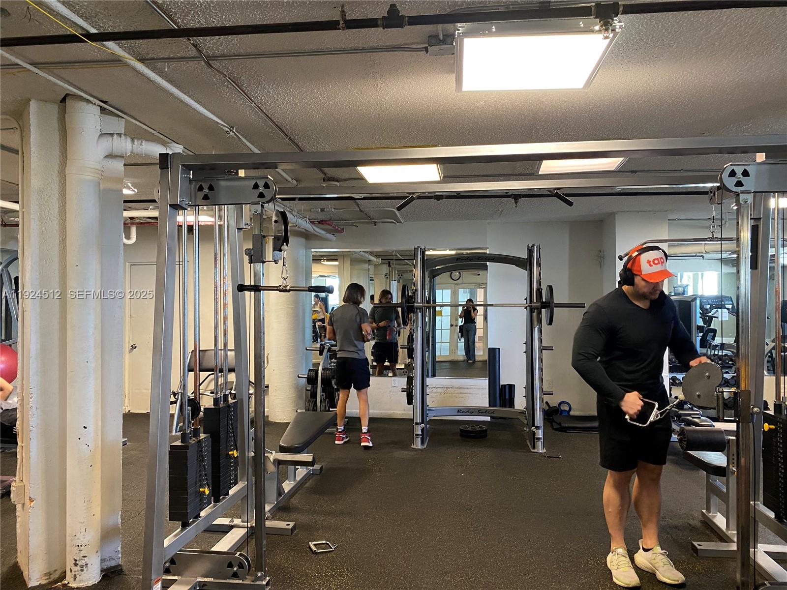 825 Brickell Bay Dr #343 Miami, FL 33131