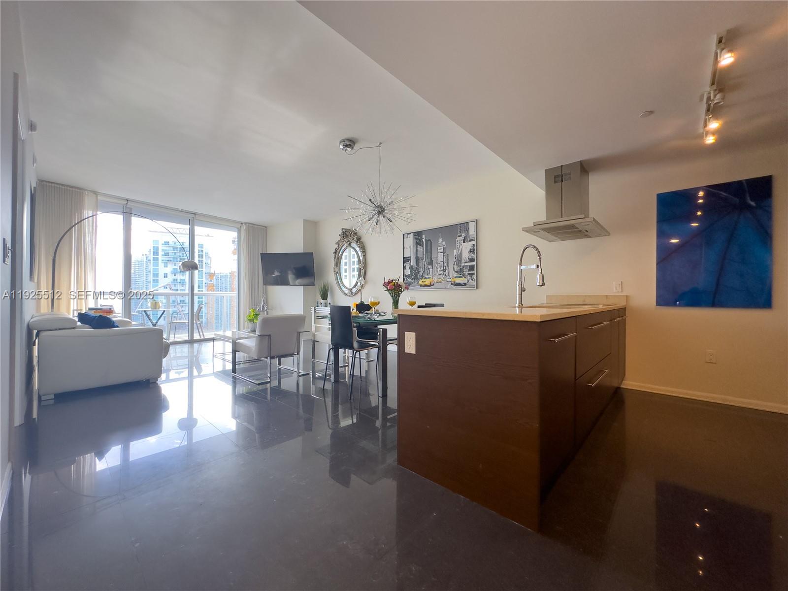 485 Brickell Ave #3307 Miami, FL 33131