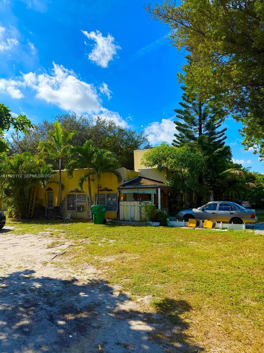 1340 Peri St Opa Locka, FL 33054