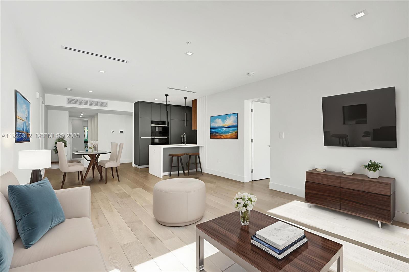 200 Sunrise Dr #200A Key Biscayne, FL 33149