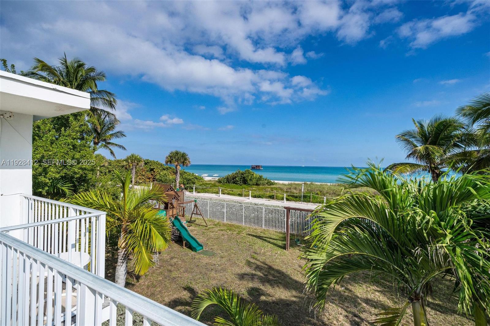 4747 Collins Ave #207 Miami Beach, FL 33140