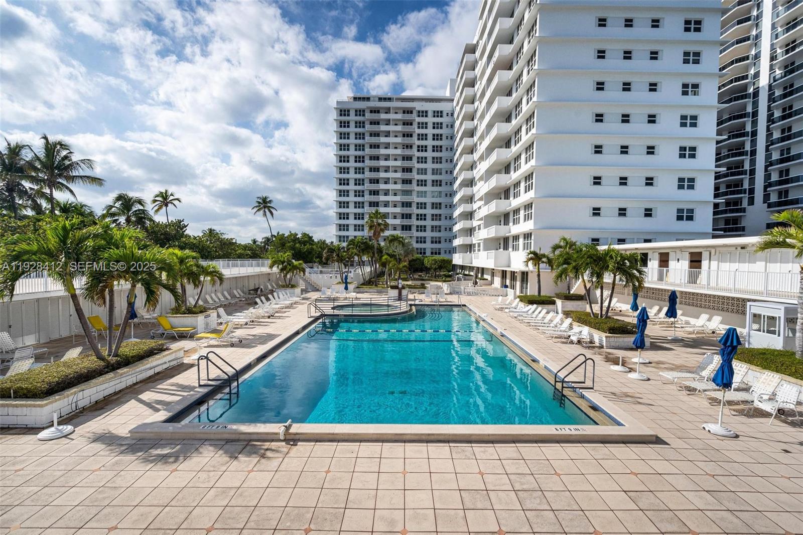 4747 Collins Ave #207 Miami Beach, FL 33140