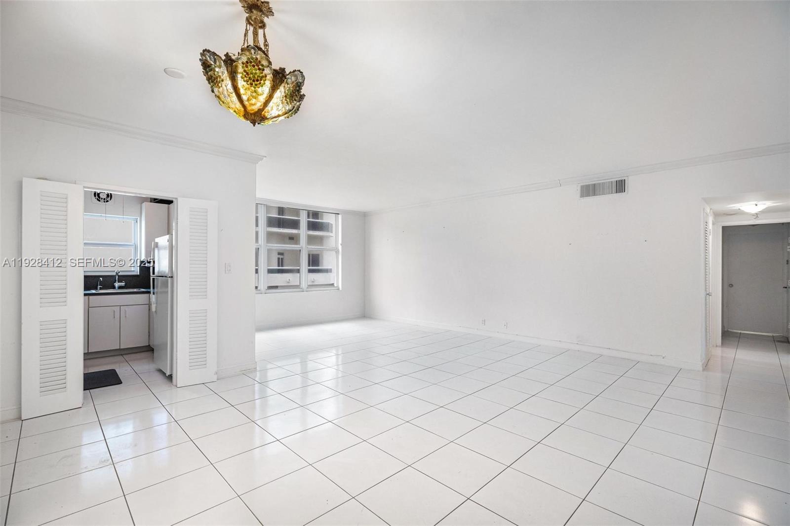 4747 Collins Ave #207 Miami Beach, FL 33140