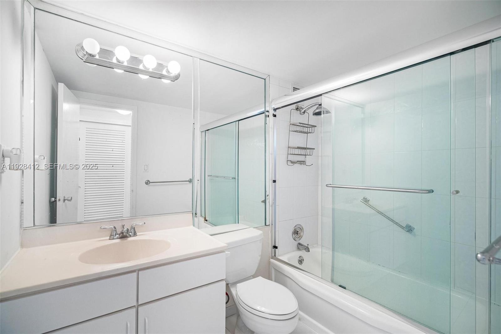 4747 Collins Ave #207 Miami Beach, FL 33140