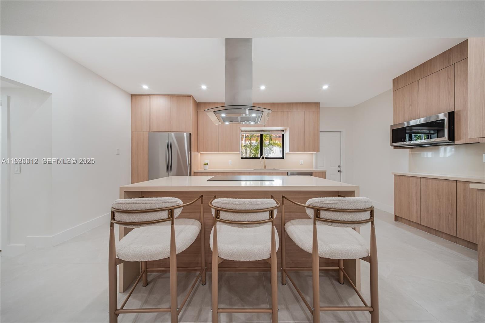 1344 SW 18th St Miami, FL 33145