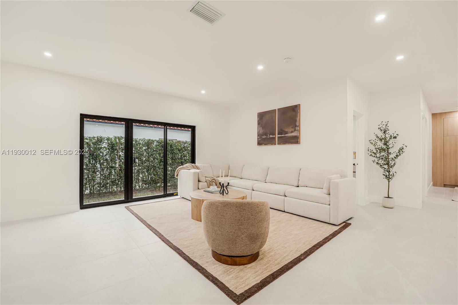 1344 SW 18th St Miami, FL 33145