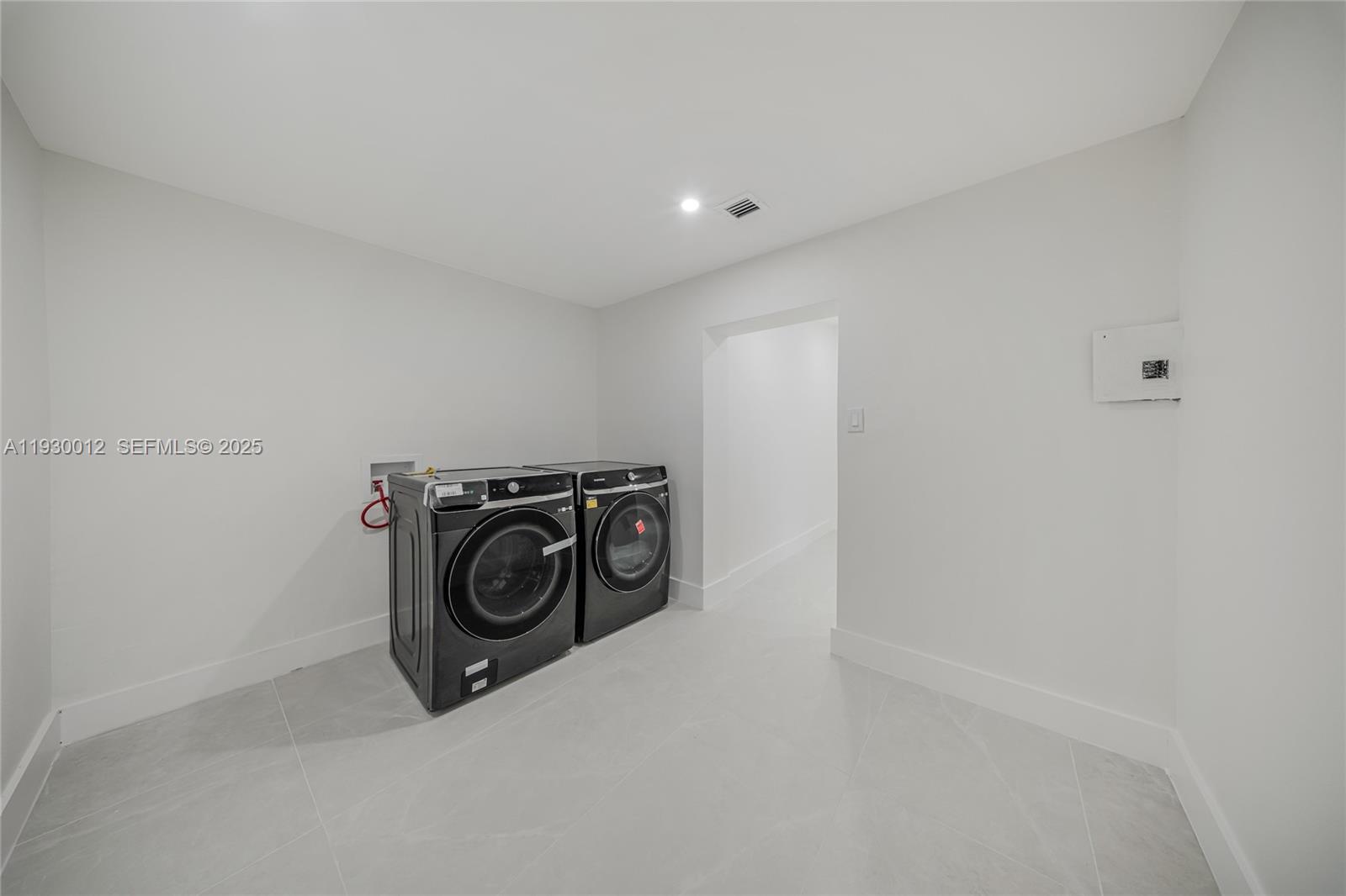 1344 SW 18th St Miami, FL 33145