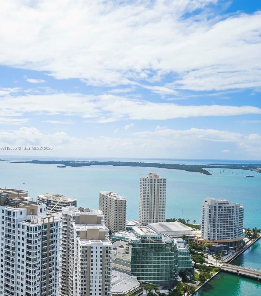 image Icon Brickell I11