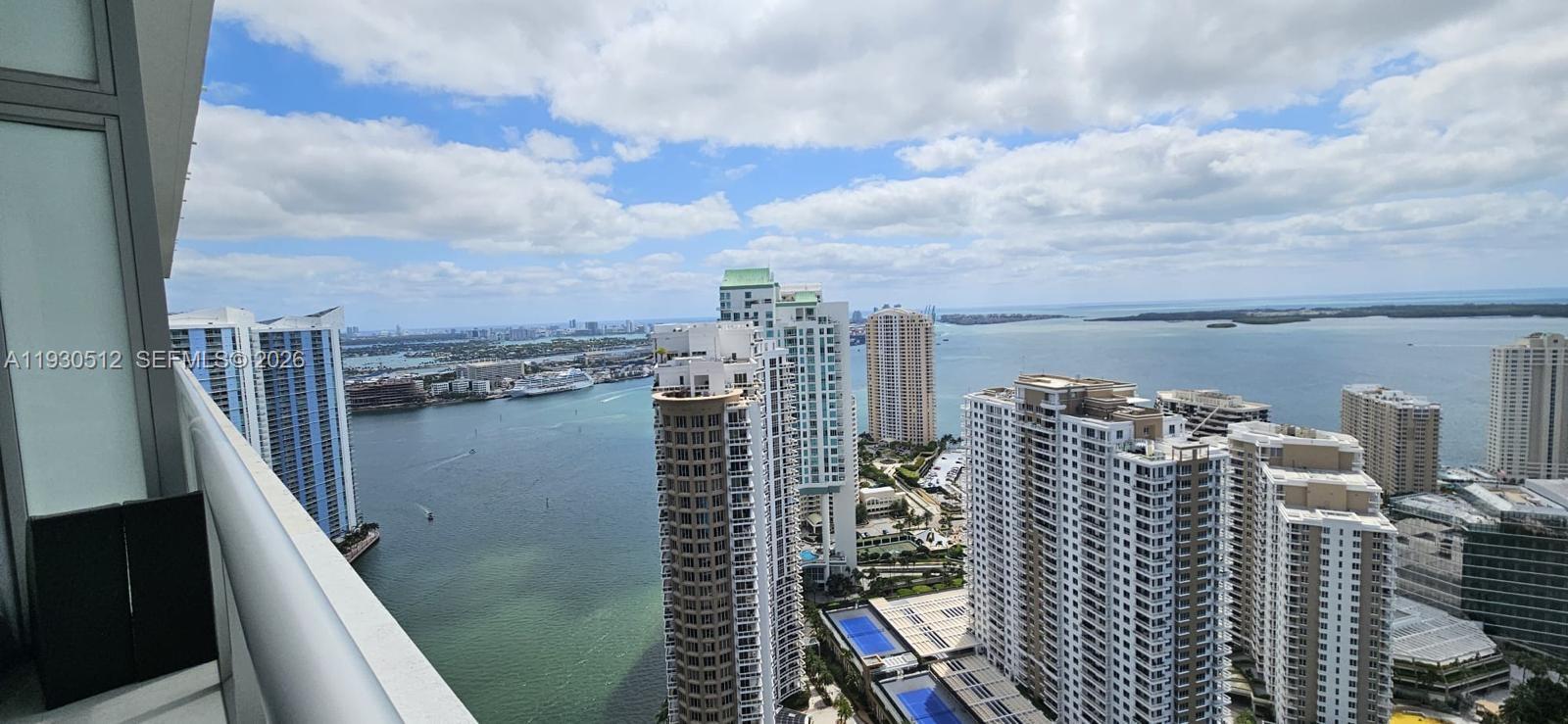image Icon Brickell I12