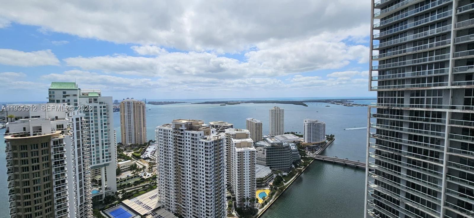 image Icon Brickell I7