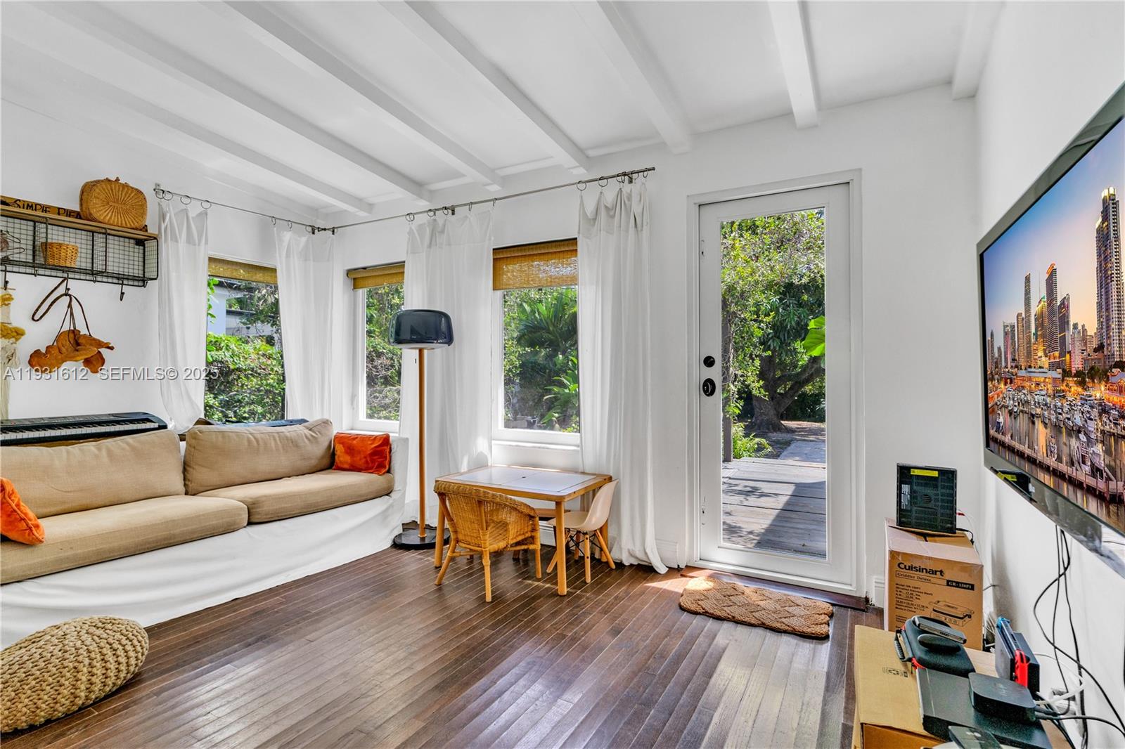 419 SW 30th Rd Miami, FL 33129