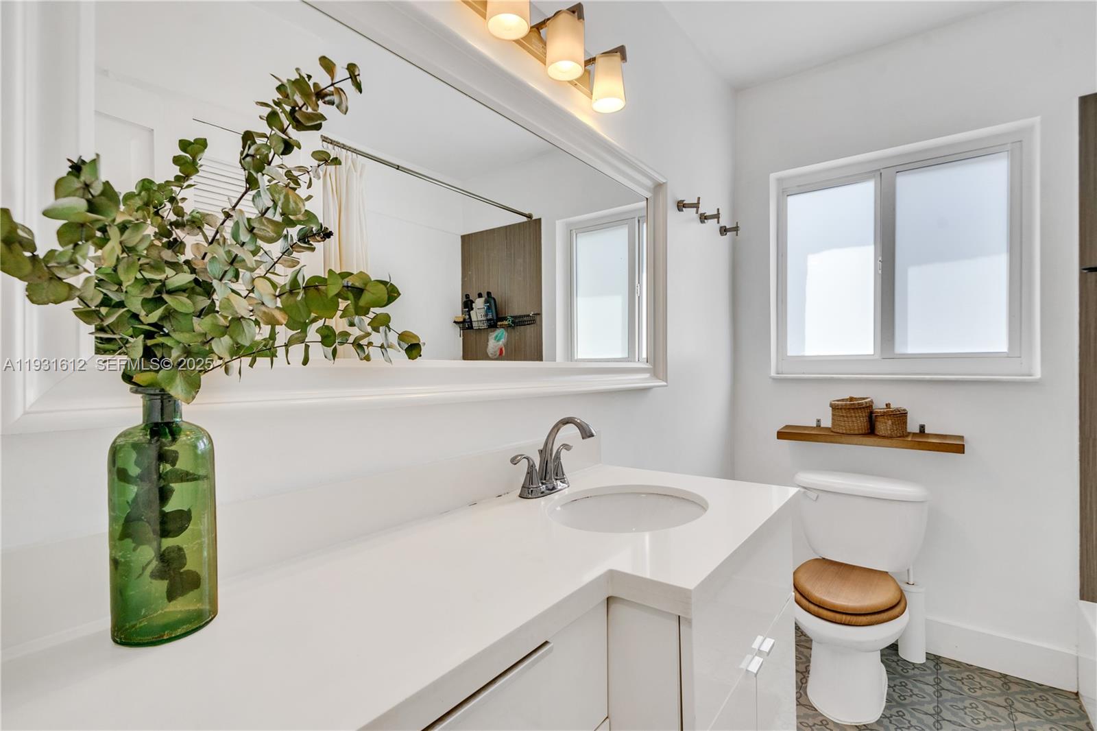 419 SW 30th Rd Miami, FL 33129