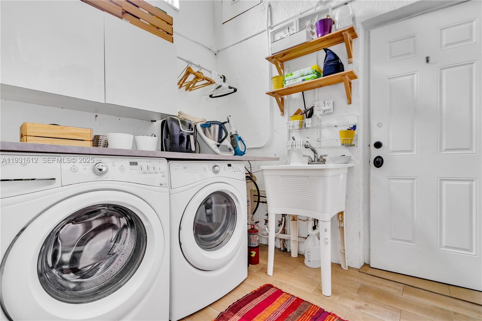 419 SW 30th Rd Miami, FL 33129