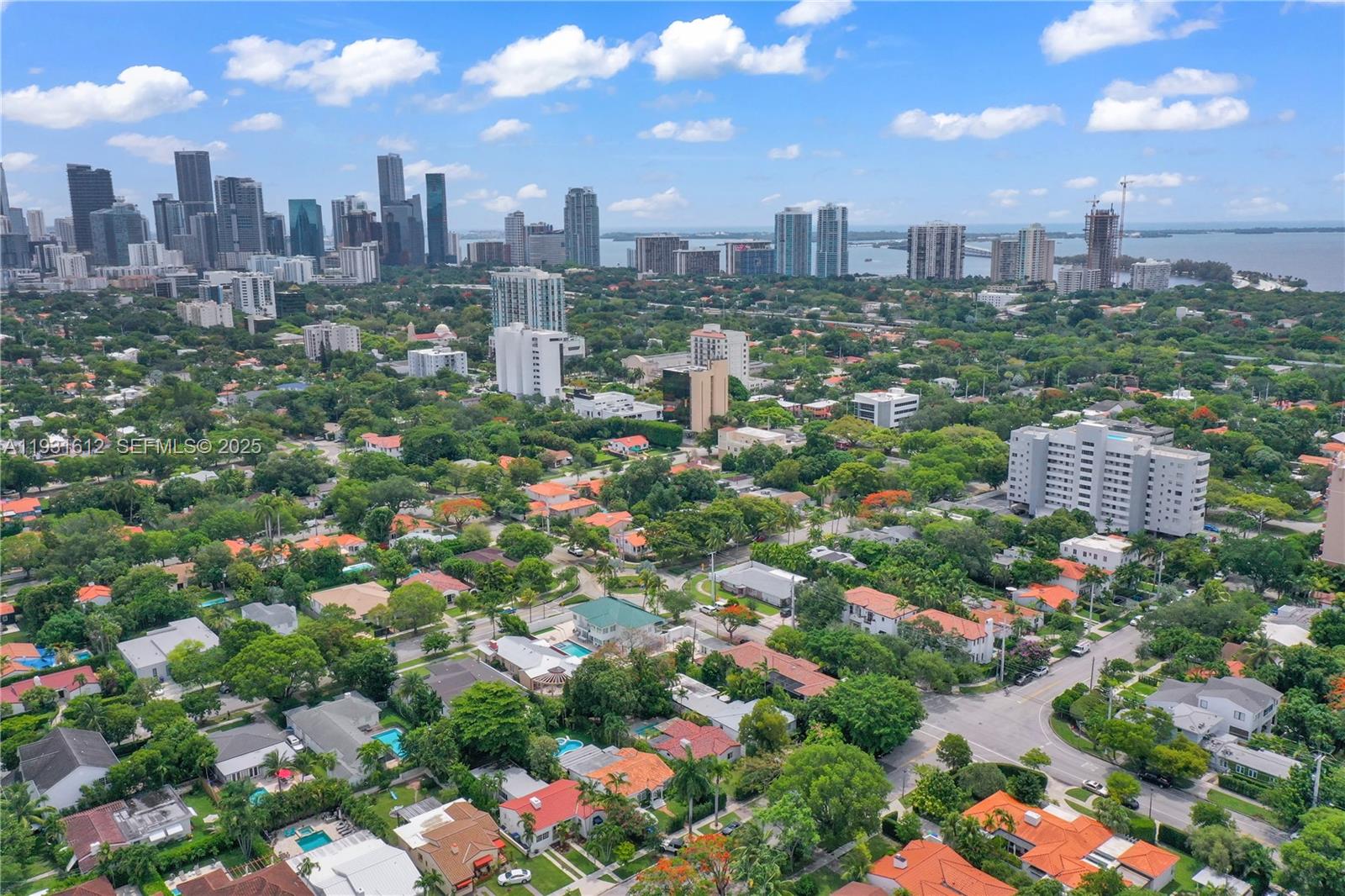 419 SW 30th Rd Miami, FL 33129