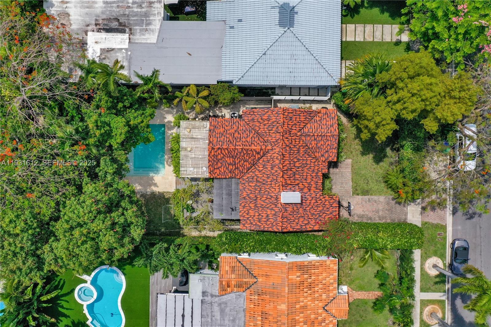 419 SW 30th Rd Miami, FL 33129