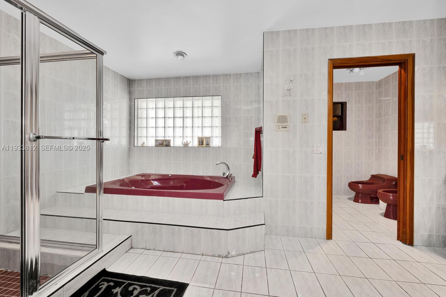 165 W 50th St Hialeah, FL 33012