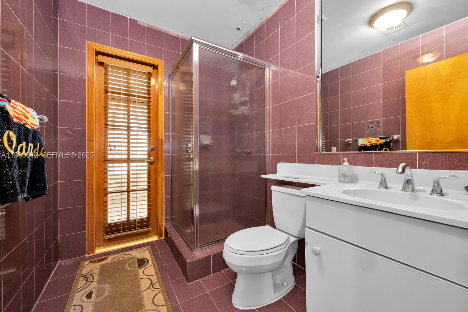 165 W 50th St Hialeah, FL 33012