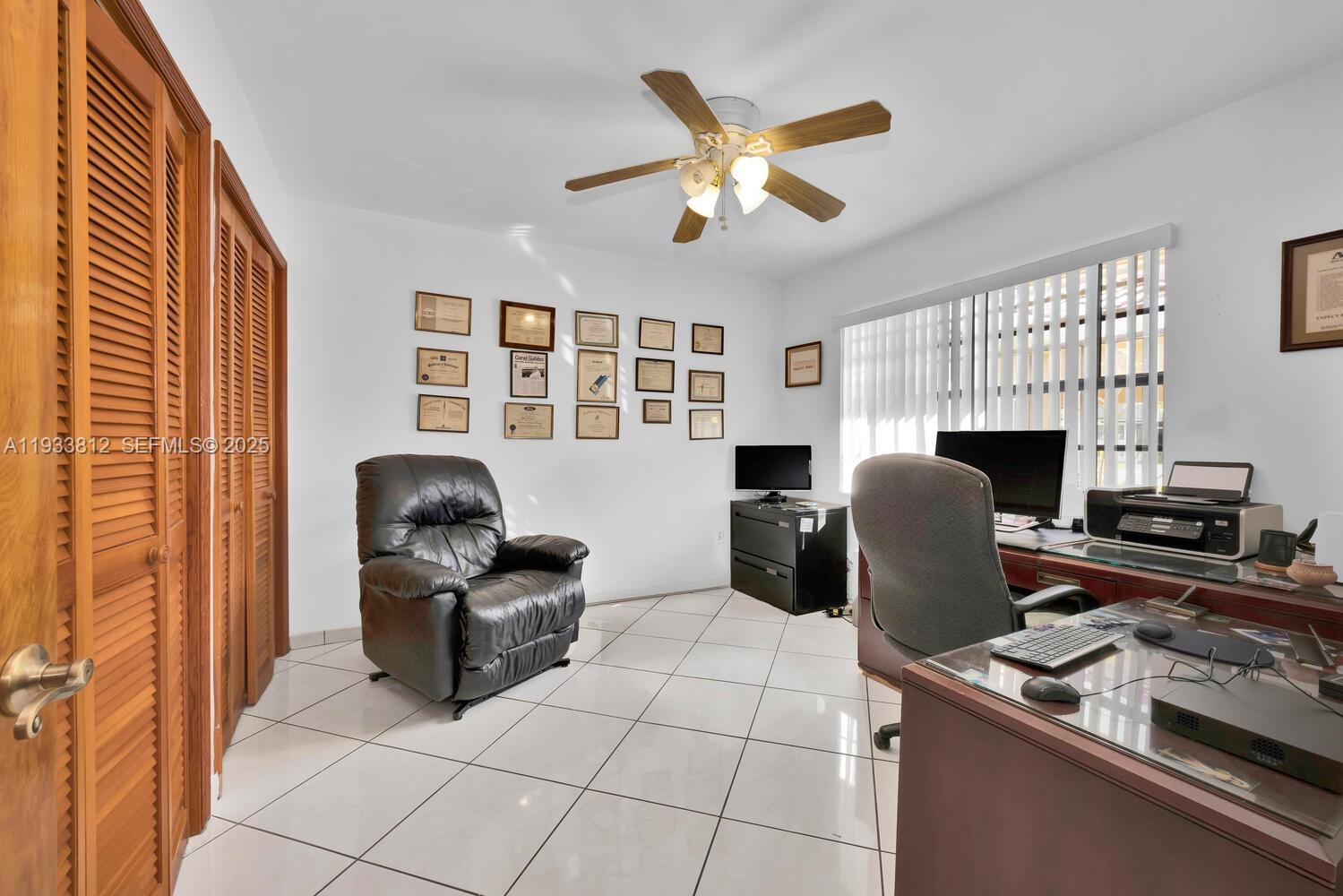 165 W 50th St Hialeah, FL 33012