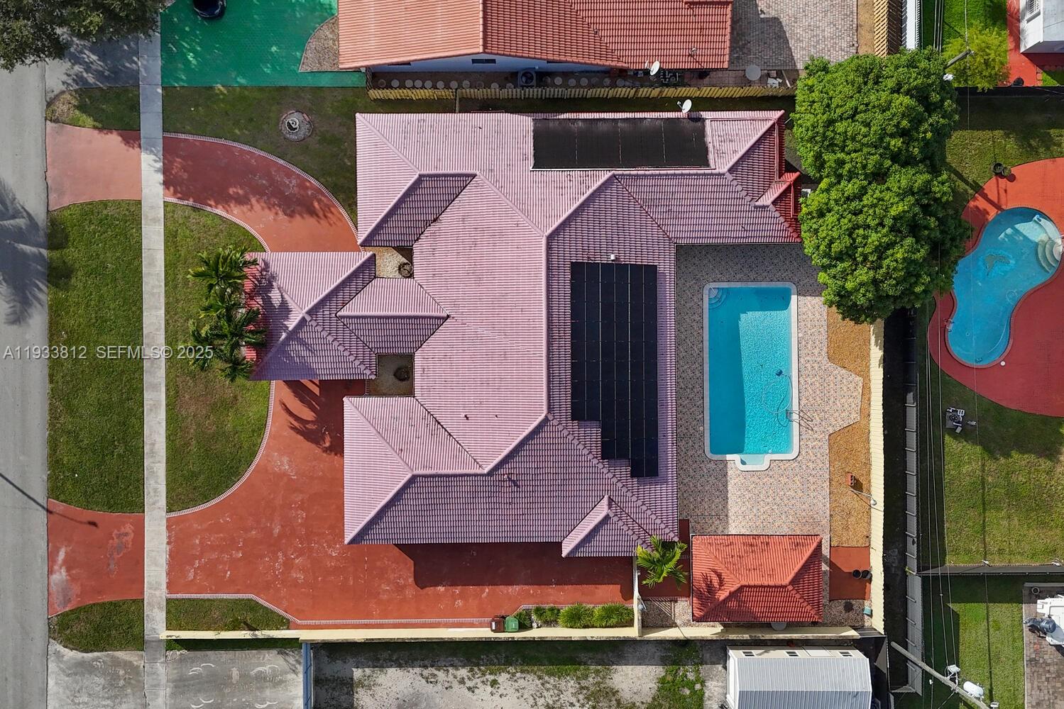 165 W 50th St Hialeah, FL 33012