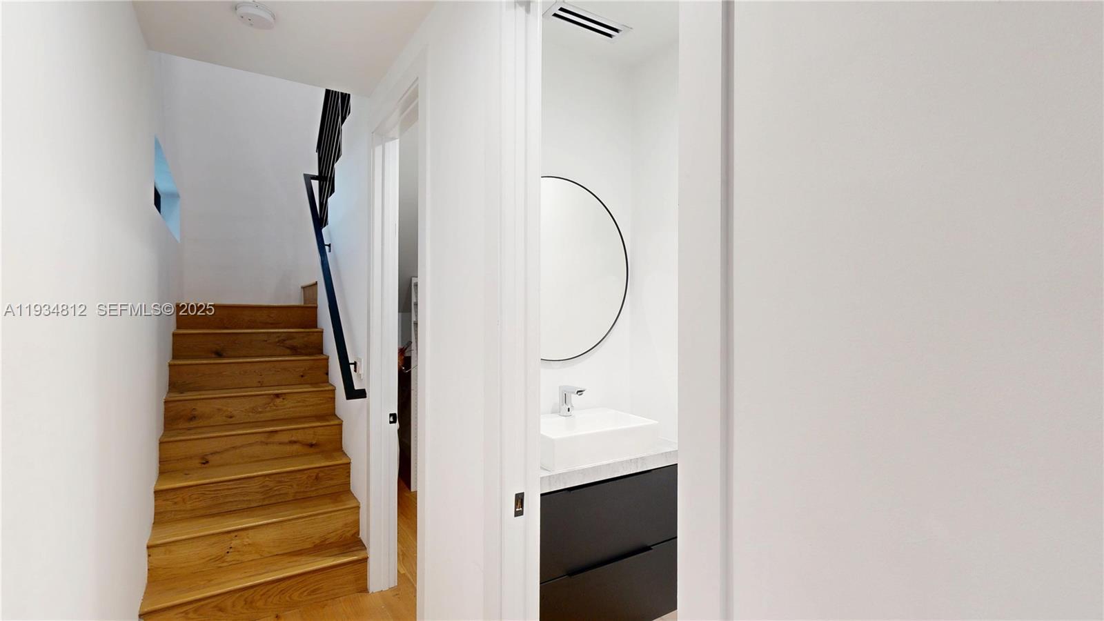 353 NW 50th St #353 Miami, FL 33127