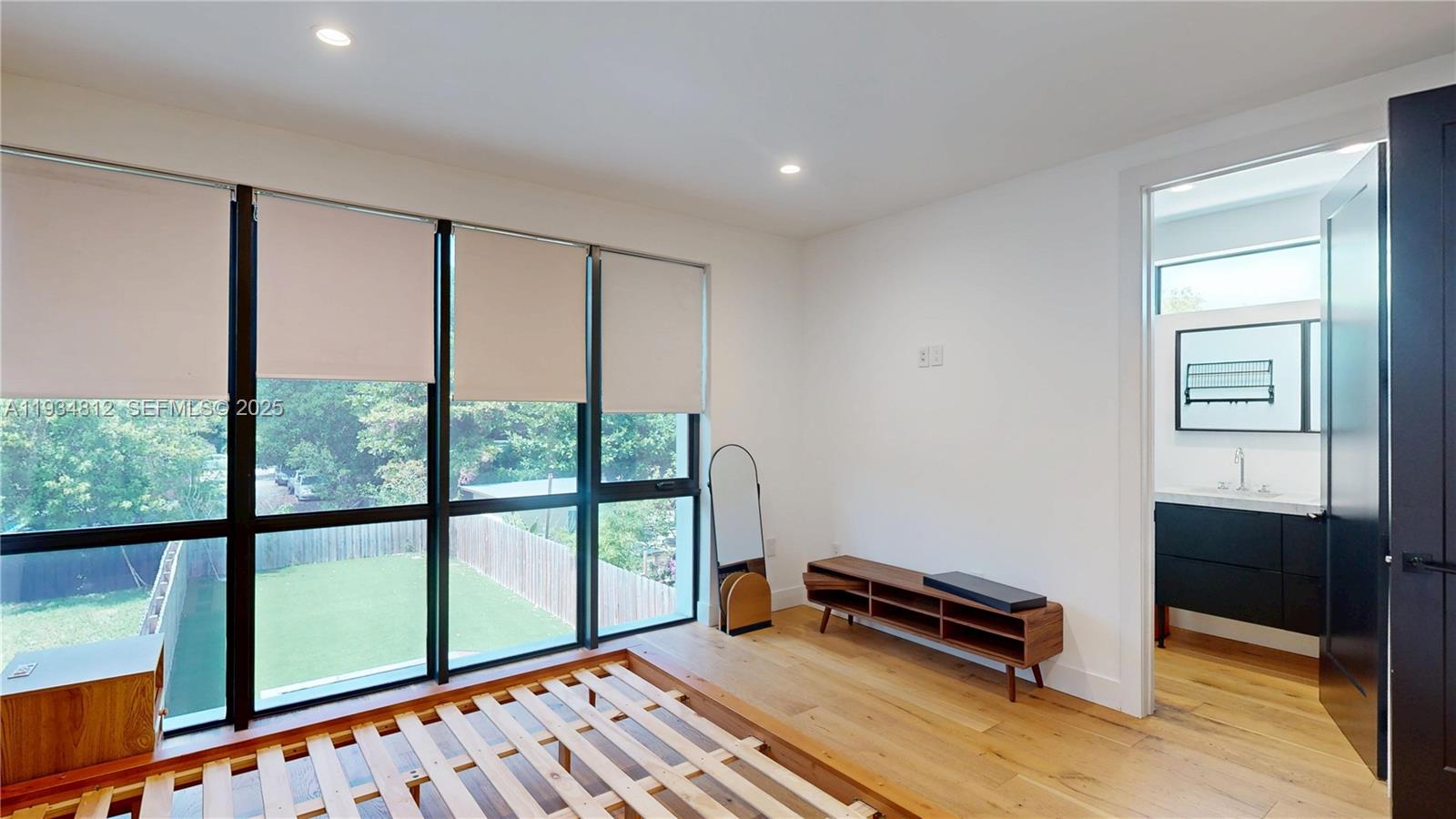 353 NW 50th St #353 Miami, FL 33127