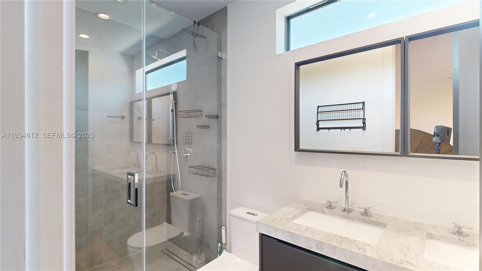 353 NW 50th St #353 Miami, FL 33127