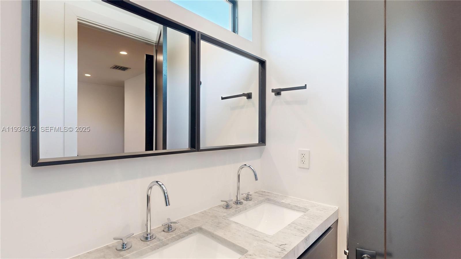 353 NW 50th St #353 Miami, FL 33127