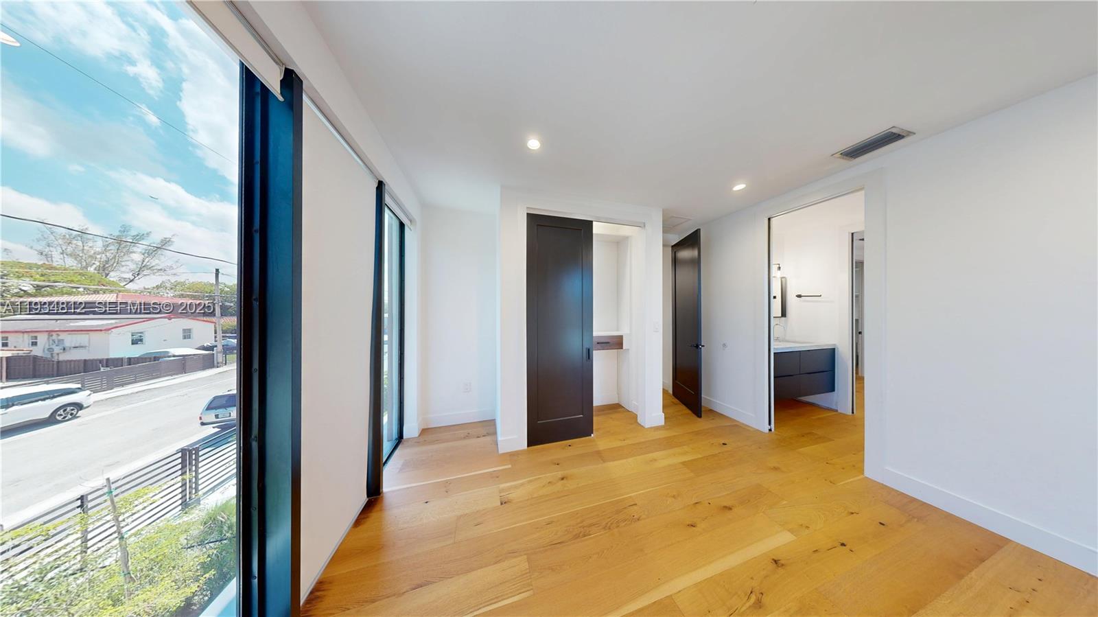 353 NW 50th St #353 Miami, FL 33127