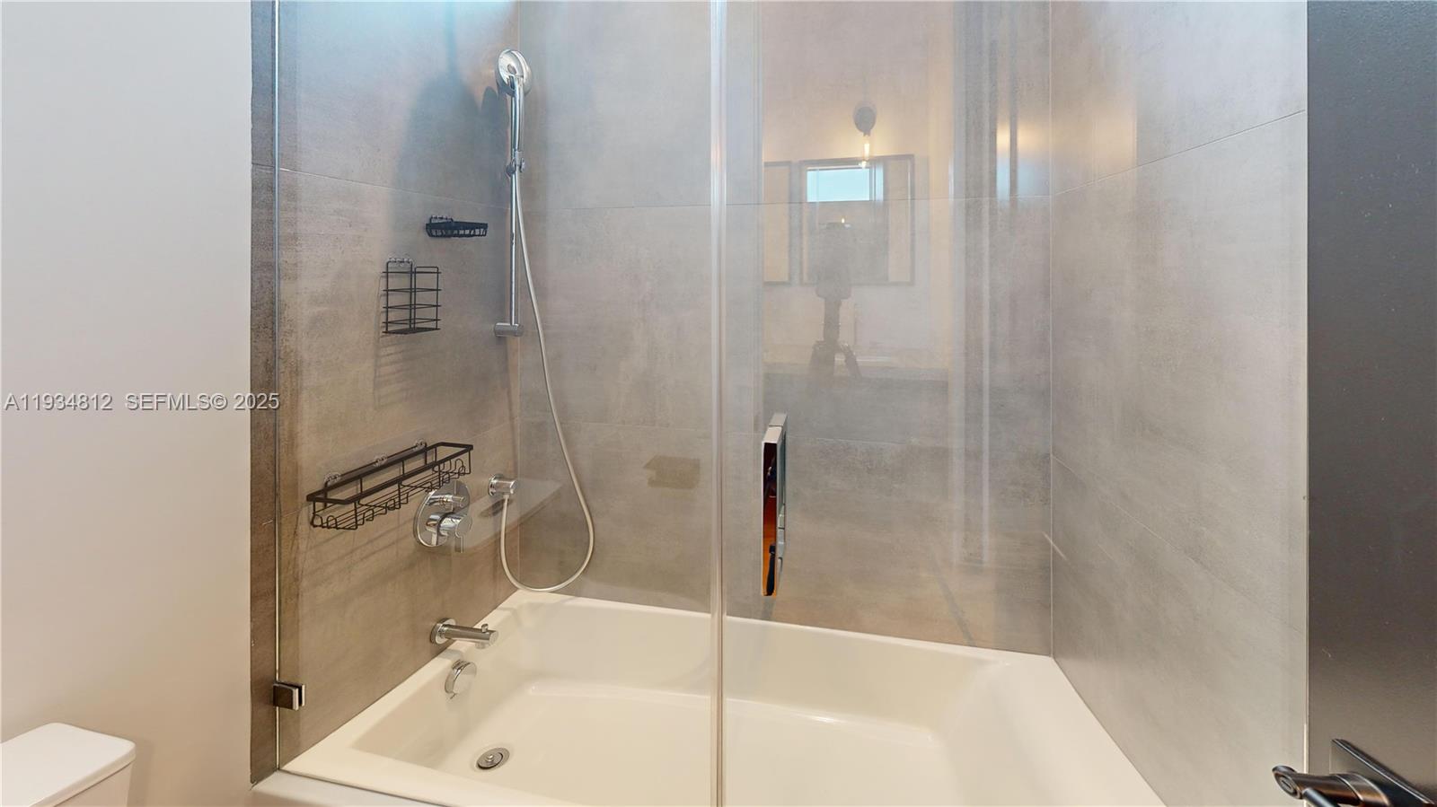 353 NW 50th St #353 Miami, FL 33127