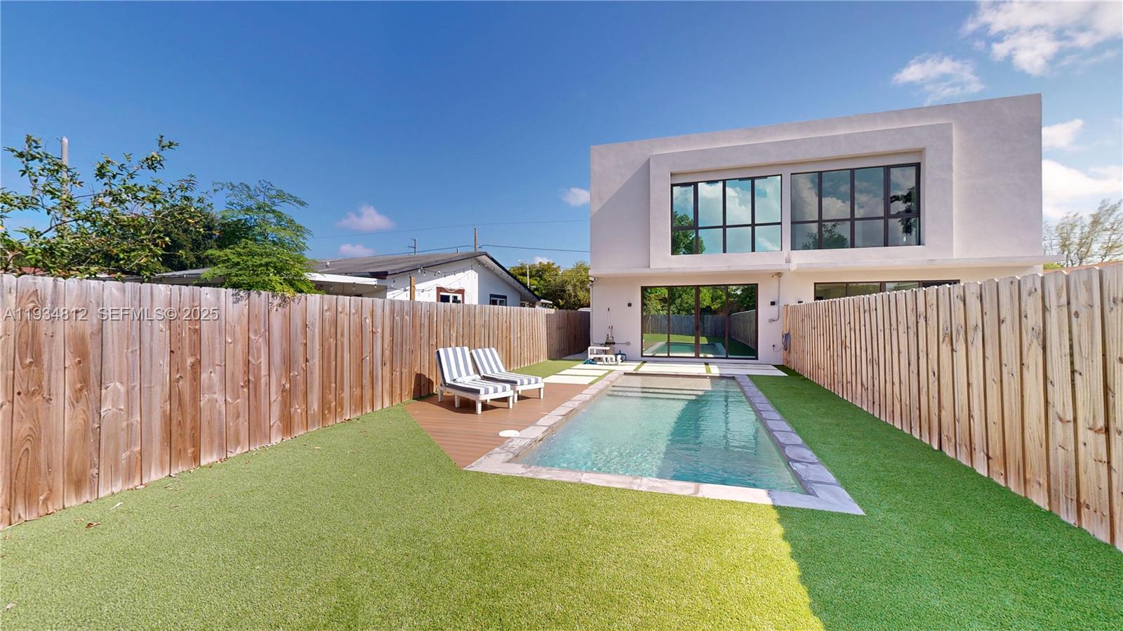 353 NW 50th St #353 Miami, FL 33127