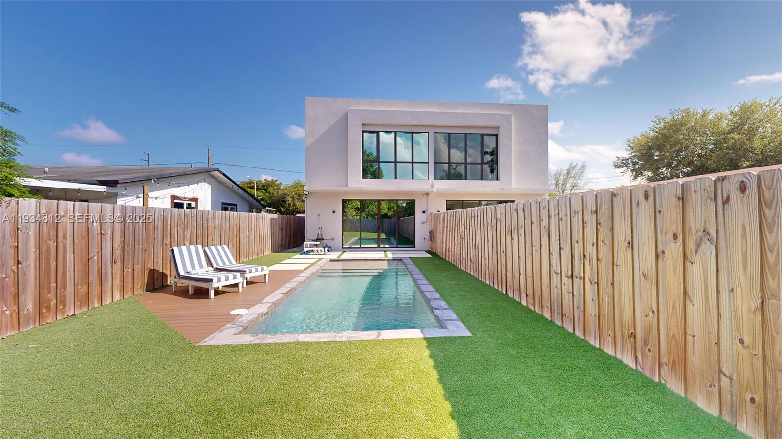 353 NW 50th St #353 Miami, FL 33127