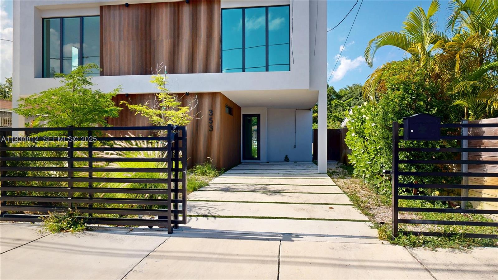 353 NW 50th St #353 Miami, FL 33127