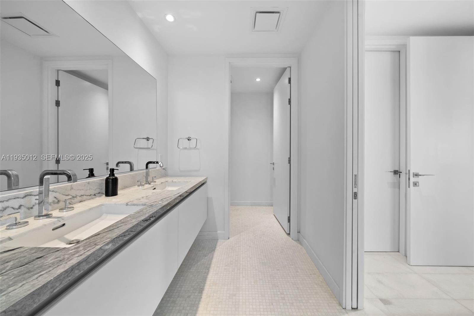 700 NE 26th Ter #4906 Miami, FL 33137