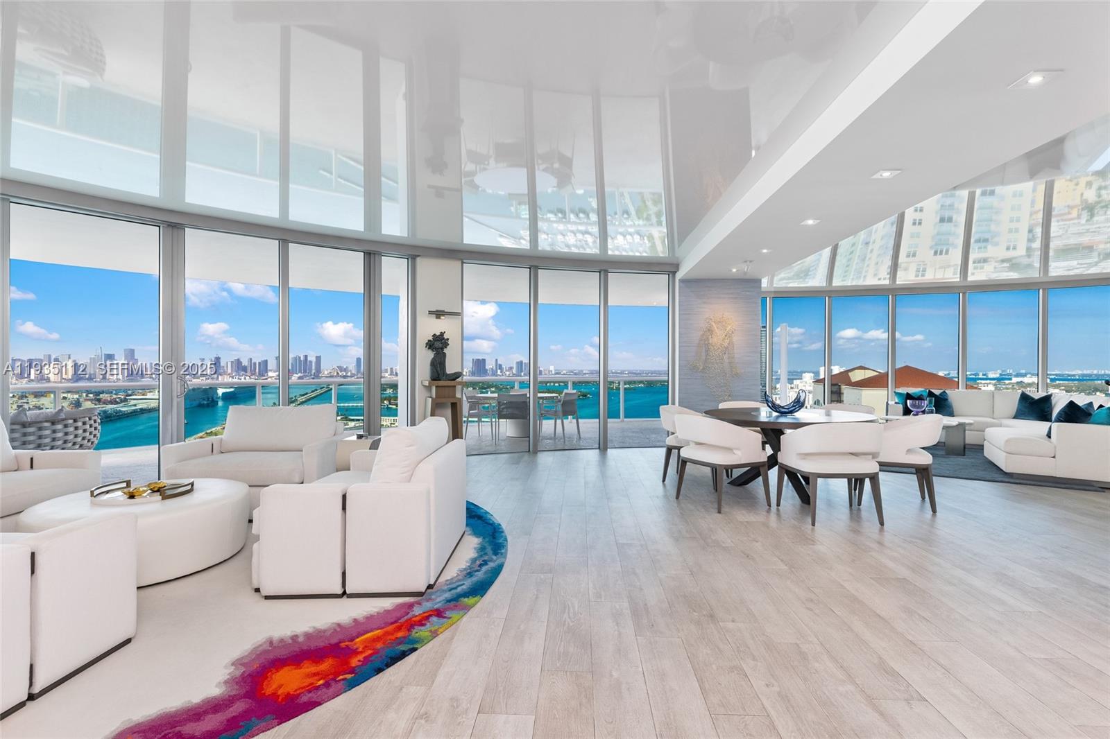 1000 S Pointe Dr #3501 Miami Beach, FL 33139