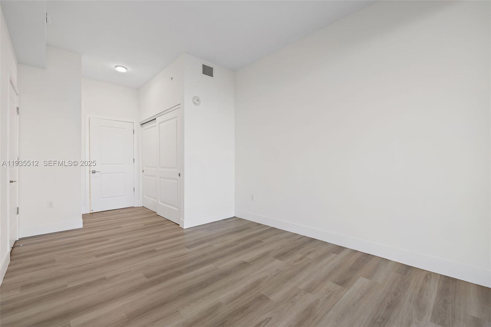 101 Diplomat Pkwy #1004 Hallandale Beach, FL 33009