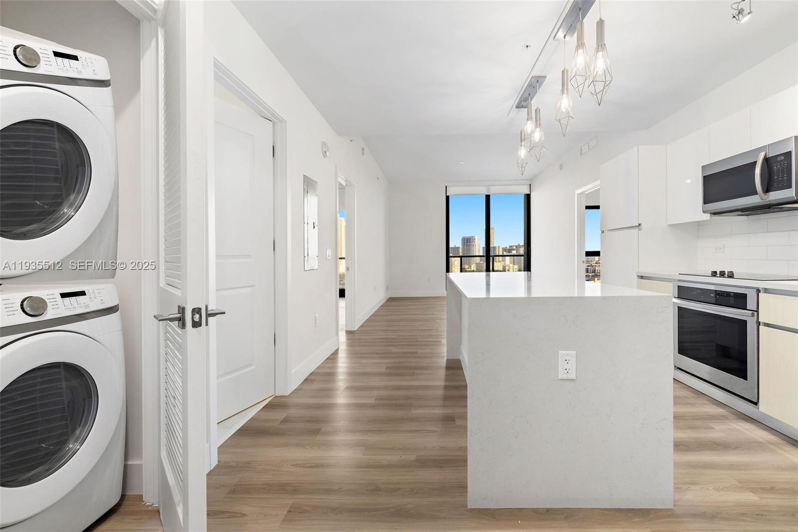 101 Diplomat Pkwy #1004 Hallandale Beach, FL 33009