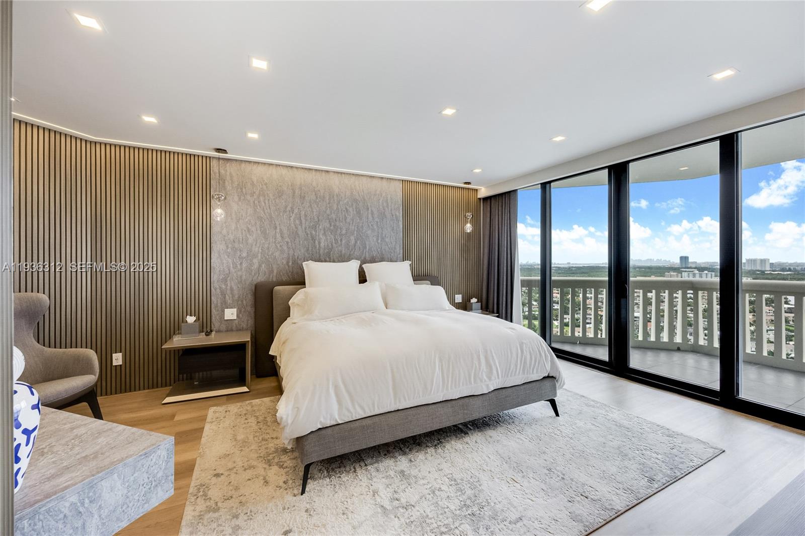 2000 Island Blvd #2507 Aventura, FL 33160